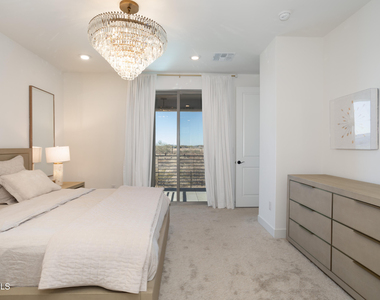 2121 W Sonoran Desert Drive - Photo Thumbnail 14