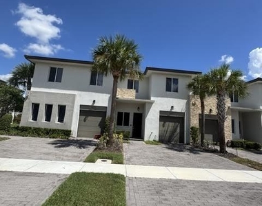 551 Pioneer Way - Photo Thumbnail 1