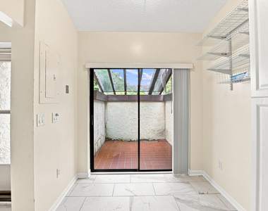 3872 Vine Trail - Photo Thumbnail 4