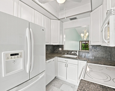 3872 Vine Trail - Photo Thumbnail 7