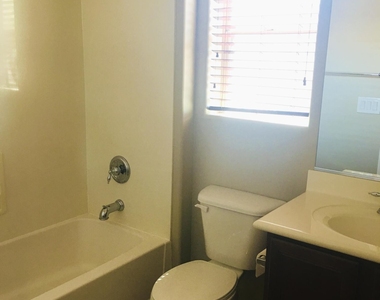 3271 E Carla Vista Drive - Photo Thumbnail 18
