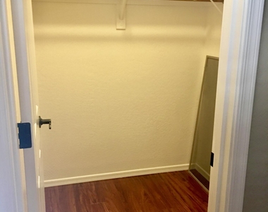 3271 E Carla Vista Drive - Photo Thumbnail 16