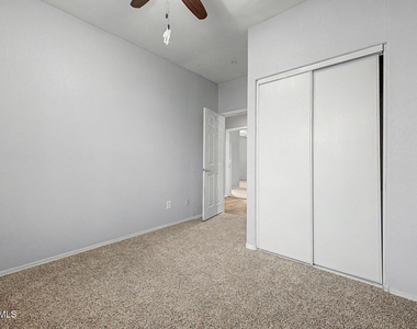 11532 W Cottonwood Lane - Photo Thumbnail 19