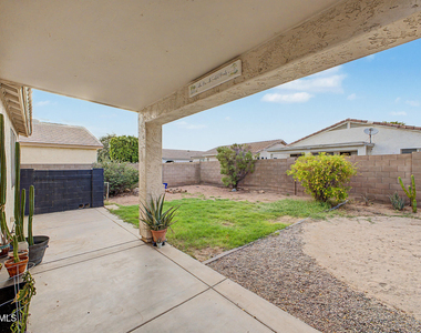 11532 W Cottonwood Lane - Photo Thumbnail 25