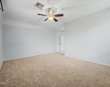 11532 W Cottonwood Lane - Photo Thumbnail 14