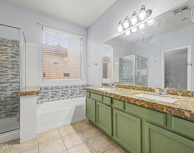 11532 W Cottonwood Lane - Photo Thumbnail 15