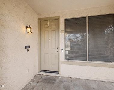 11532 W Cottonwood Lane - Photo Thumbnail 3