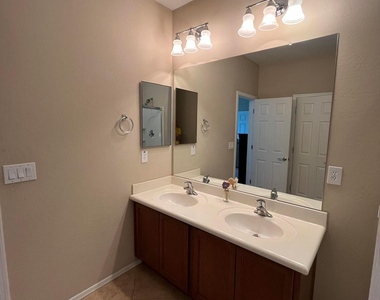 26087 W Tonto Lane - Photo Thumbnail 13