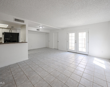17032 N 16th Drive - Photo Thumbnail 3