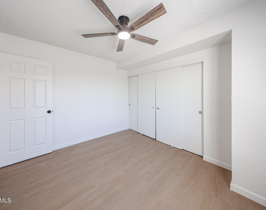 17032 N 16th Drive - Photo Thumbnail 23
