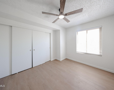 17032 N 16th Drive - Photo Thumbnail 22