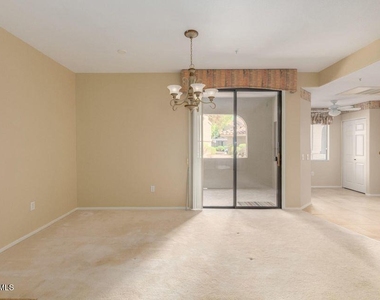 15252 N 100th Street - Photo Thumbnail 7