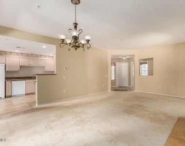 15252 N 100th Street - Photo Thumbnail 8
