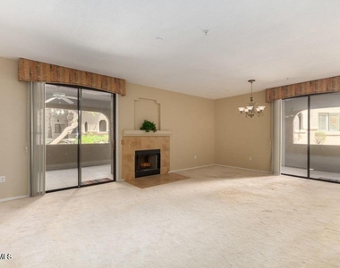 15252 N 100th Street - Photo Thumbnail 3