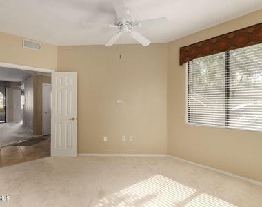 15252 N 100th Street - Photo Thumbnail 14
