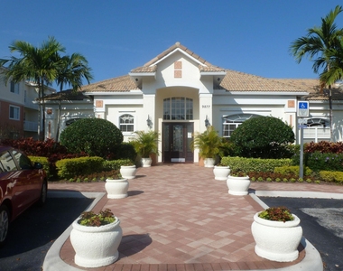 9857 Baywinds Drive - Photo Thumbnail 4