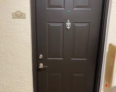 9857 Baywinds Drive - Photo Thumbnail 5