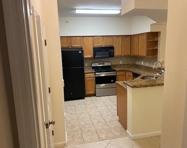 9857 Baywinds Drive - Photo Thumbnail 10