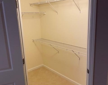 9857 Baywinds Drive - Photo Thumbnail 13