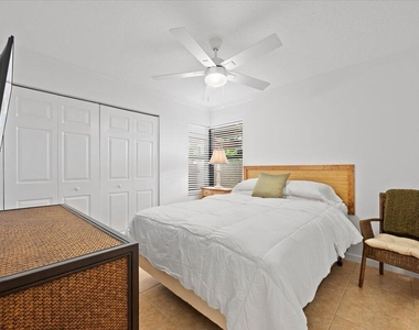 12660 Shoreline Drive - Photo Thumbnail 20