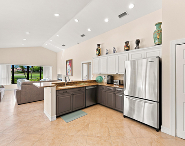 10455 Stonebridge Boulevard - Photo Thumbnail 22