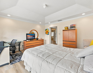 10455 Stonebridge Boulevard - Photo Thumbnail 11
