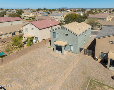 18892 N Toledo Avenue - Photo Thumbnail 24