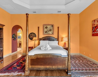 724 Park Place - Photo Thumbnail 29