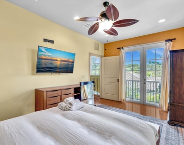 724 Park Place - Photo Thumbnail 40