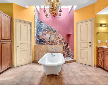 724 Park Place - Photo Thumbnail 33