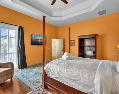 724 Park Place - Photo Thumbnail 30