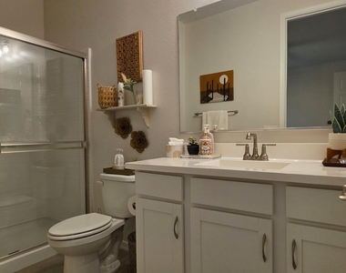 21668 N Belt Drive - Photo Thumbnail 9
