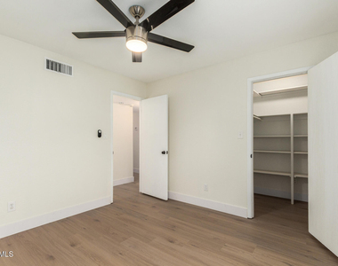 6729 E Eugie Terrace - Photo Thumbnail 18