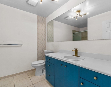 1149 Nw 13th Street - Photo Thumbnail 16