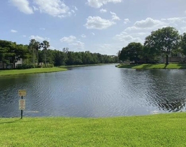 400 Crestwood Court N - Photo Thumbnail 41