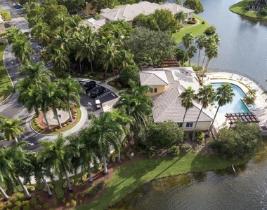 400 Crestwood Court N - Photo Thumbnail 26