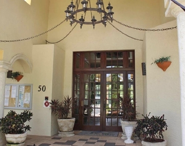 400 Crestwood Court N - Photo Thumbnail 32