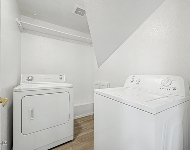 280 S Elizabeth Way - Photo Thumbnail 24