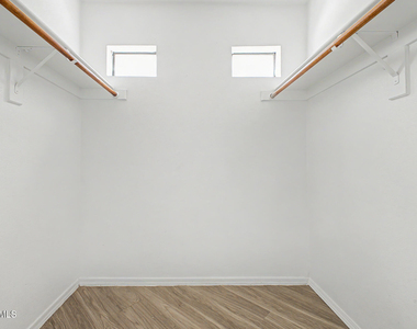 280 S Elizabeth Way - Photo Thumbnail 17