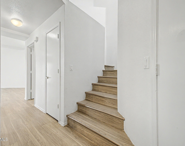 280 S Elizabeth Way - Photo Thumbnail 10