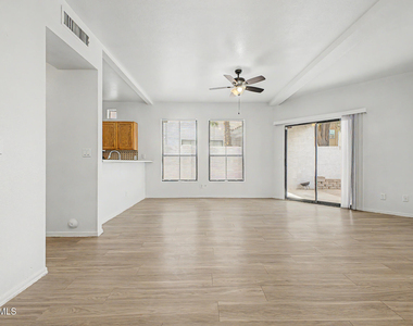 280 S Elizabeth Way - Photo Thumbnail 1