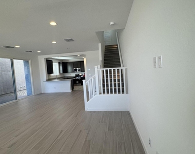 24741 N 164th Drive - Photo Thumbnail 17