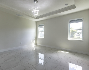 2149 Sw Susset Lane - Photo Thumbnail 29