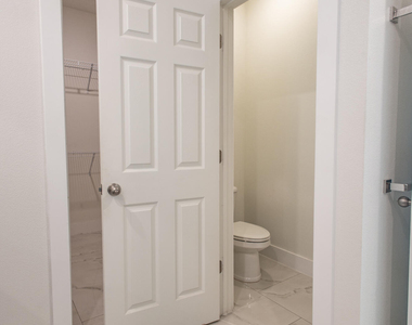 2149 Sw Susset Lane - Photo Thumbnail 34