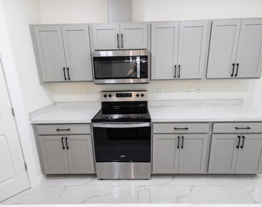 2149 Sw Susset Lane - Photo Thumbnail 39