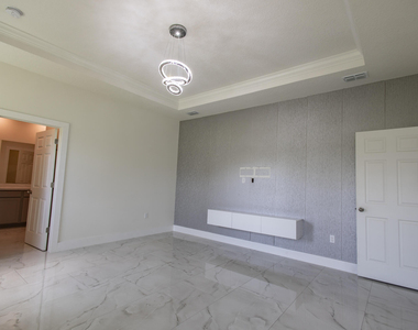 2149 Sw Susset Lane - Photo Thumbnail 30