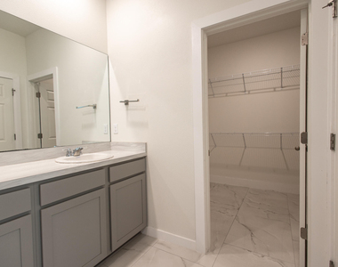 2149 Sw Susset Lane - Photo Thumbnail 31