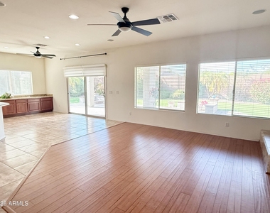 2778 E Courtney Street - Photo Thumbnail 4