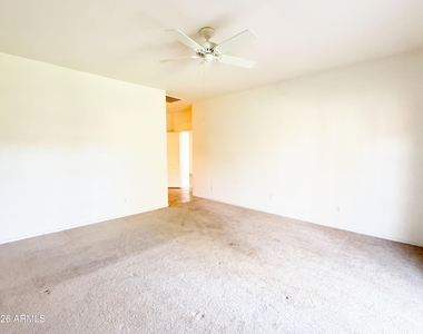 2778 E Courtney Street - Photo Thumbnail 12