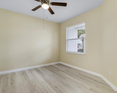 8292 Nw Greenbank Circle - Photo Thumbnail 12